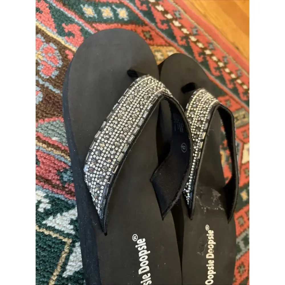 Womens Size 9 Chunky Y2K Inspired Platform Flip Flop Sandals Black Rhinestones